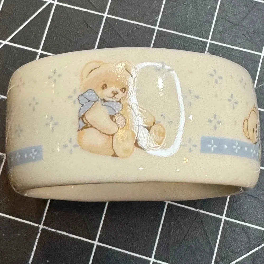Vtg Tienshan Teddy Bear Ceramic Napkin Ring Blue Bow Nursery Decor Cream Baby‎